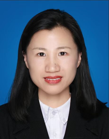 杨利利.jpg